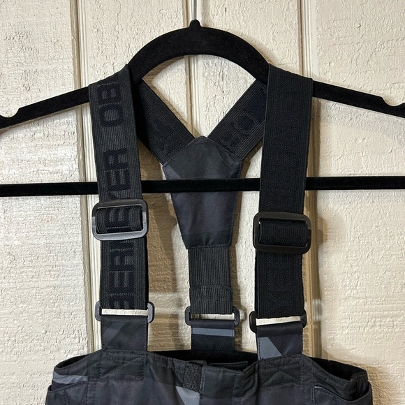 Obermeyer Volt Ski Pants, size 2. - Picture 7 of 11